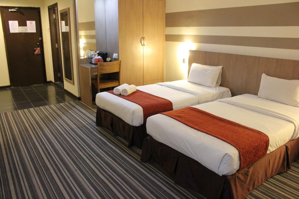 Grand Sentosa Hotel Johor Bahru Exterior photo