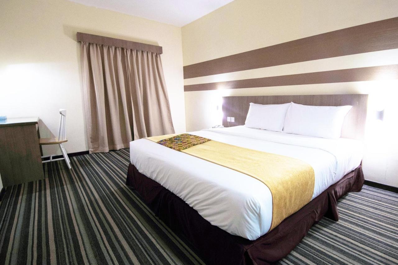 Grand Sentosa Hotel Johor Bahru Exterior photo