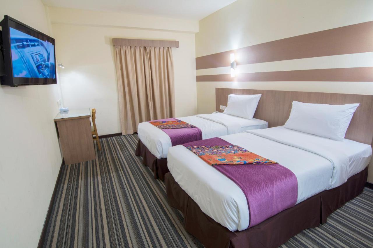 Grand Sentosa Hotel Johor Bahru Exterior photo