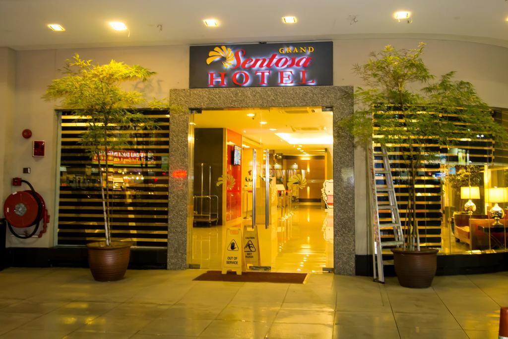 Grand Sentosa Hotel Johor Bahru Exterior photo